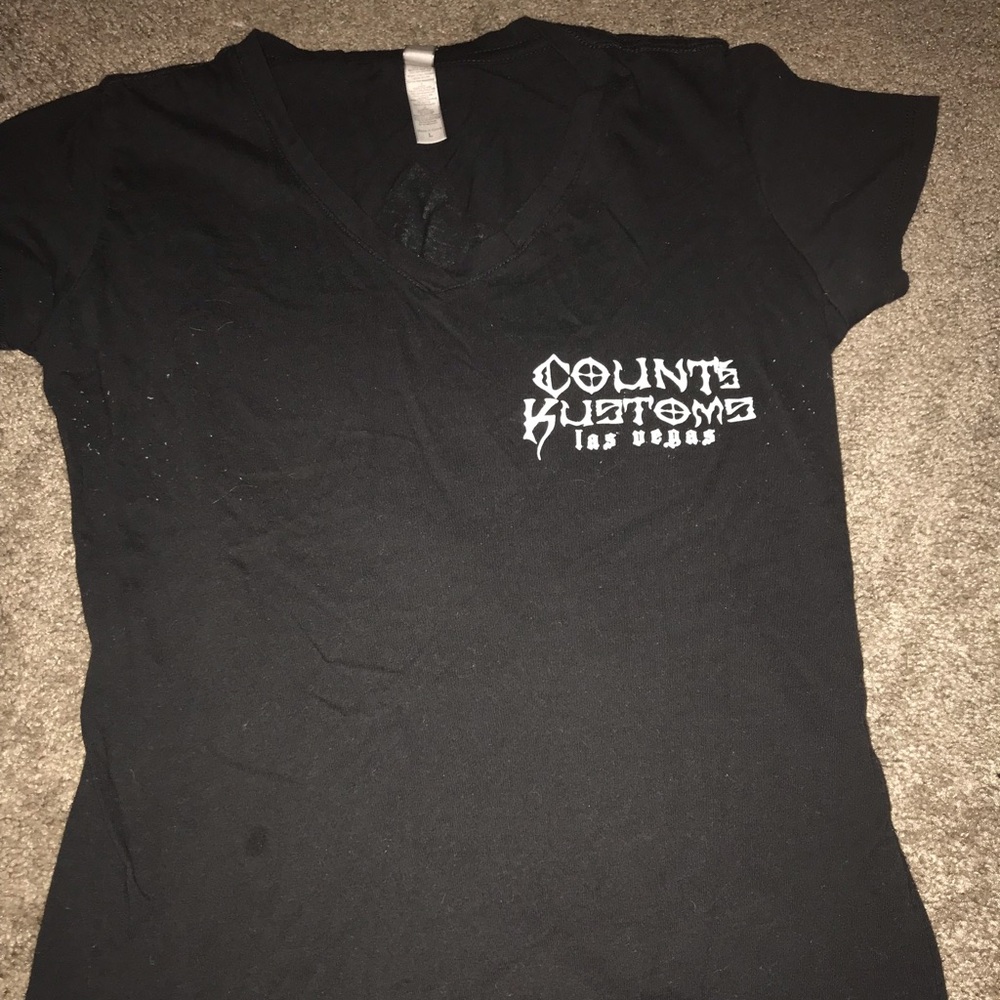 V neck T-shirt